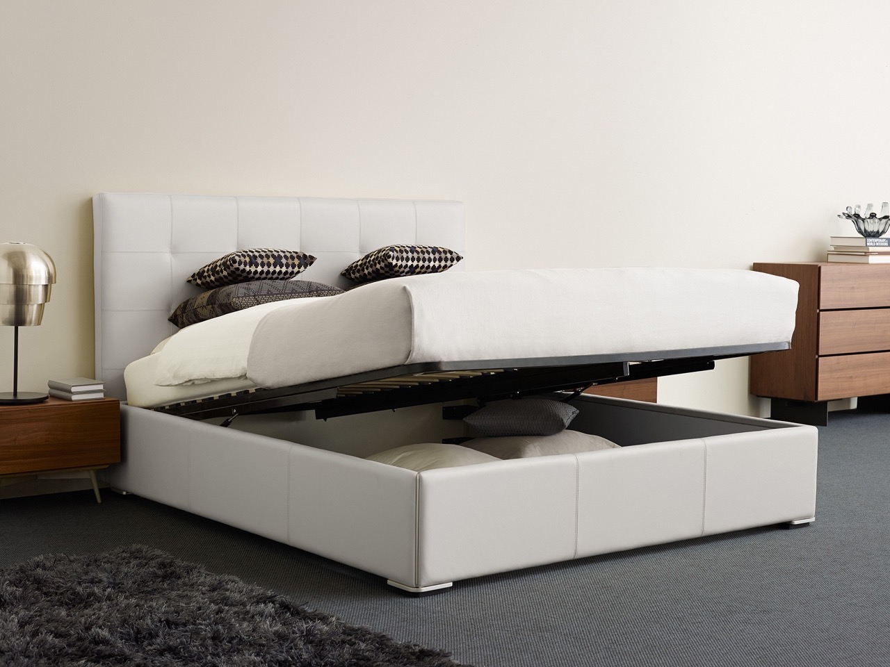 Projekty, jak łóżko Mezzo, udowadniają, że design może być przyjazny. / Foto: BoConcept