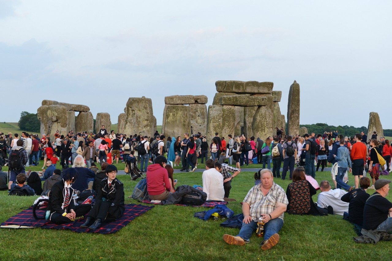 Witamy w Stonehenge. Proszę stanąć w kolejce. / Foto: 1000words / Shutterstock.com